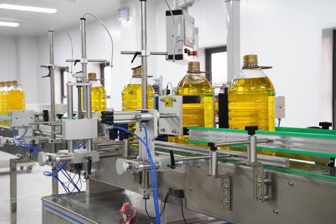 Cooking oil packing production line