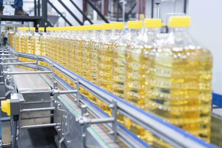 Cooking oil packing production line